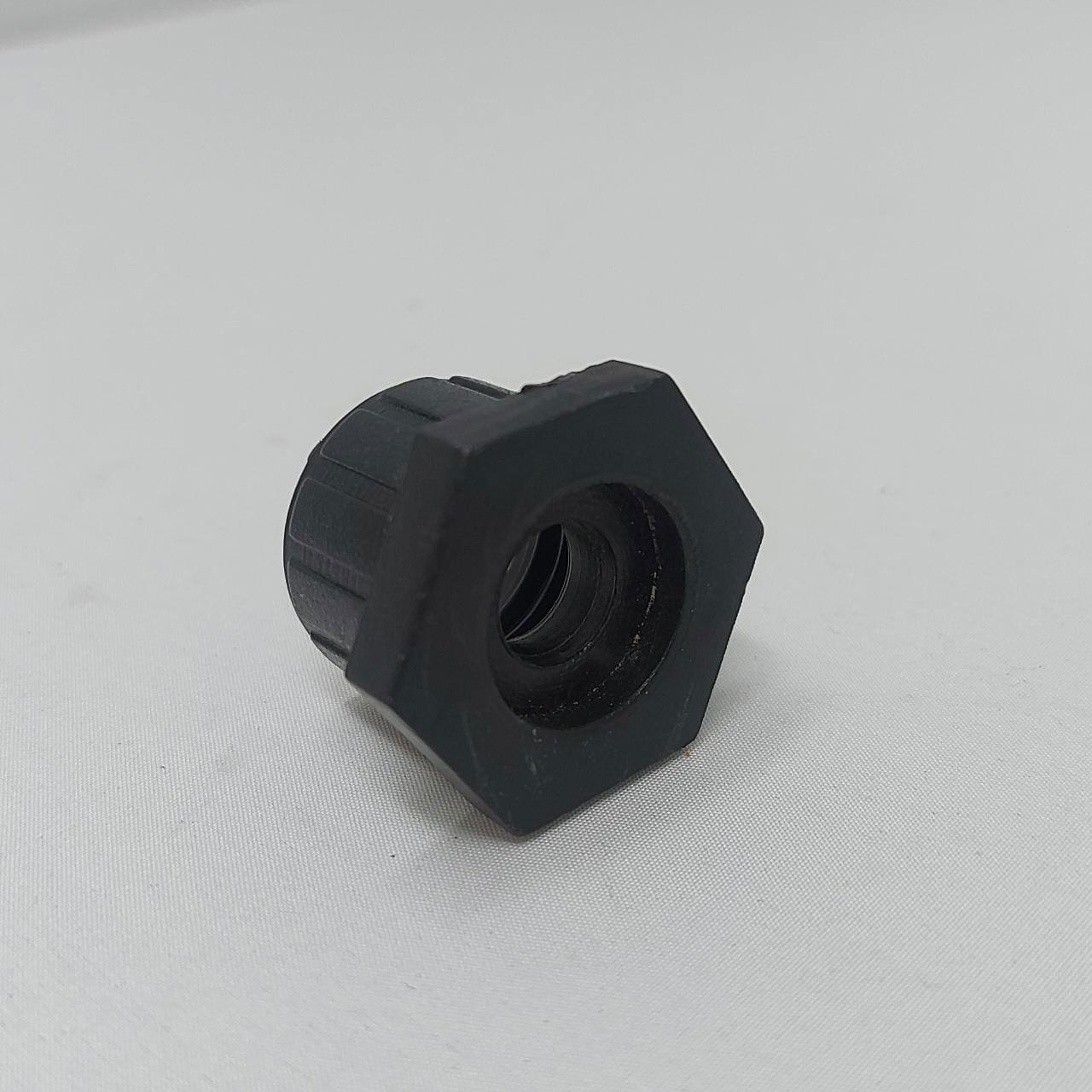 Tuerca de la base del tanque XF-20B-4